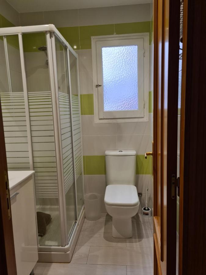 Habitacion Con Bano Privado- En Casa Familiar Beatriz Valencia Luaran gambar