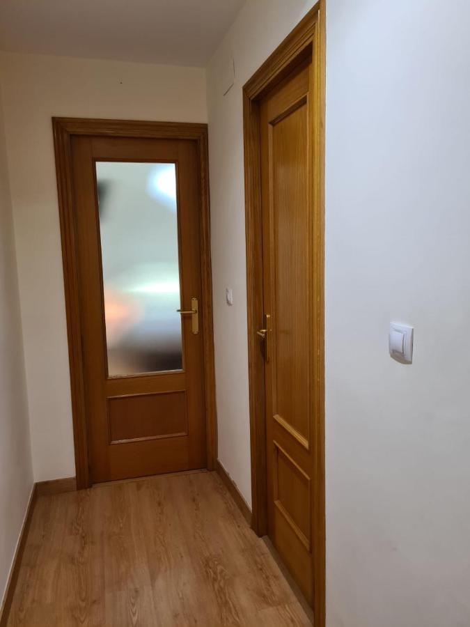 Habitacion Con Bano Privado- En Casa Familiar Beatriz Valencia Luaran gambar